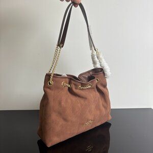 Coach Signature Canvas Tote Bag |  CCZ80